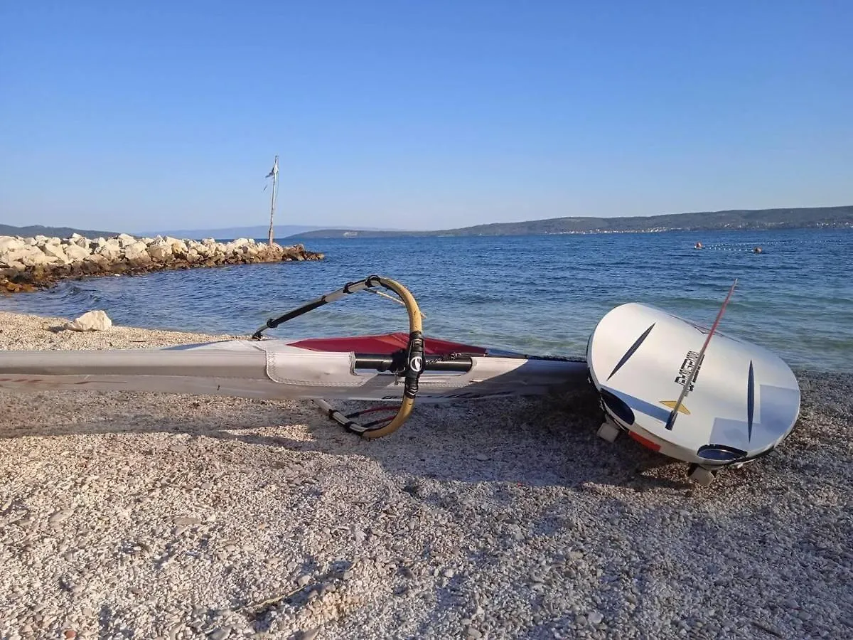 Kuca Za Odmor U Kastelima S Pogledom Na More Kaštela 度假居